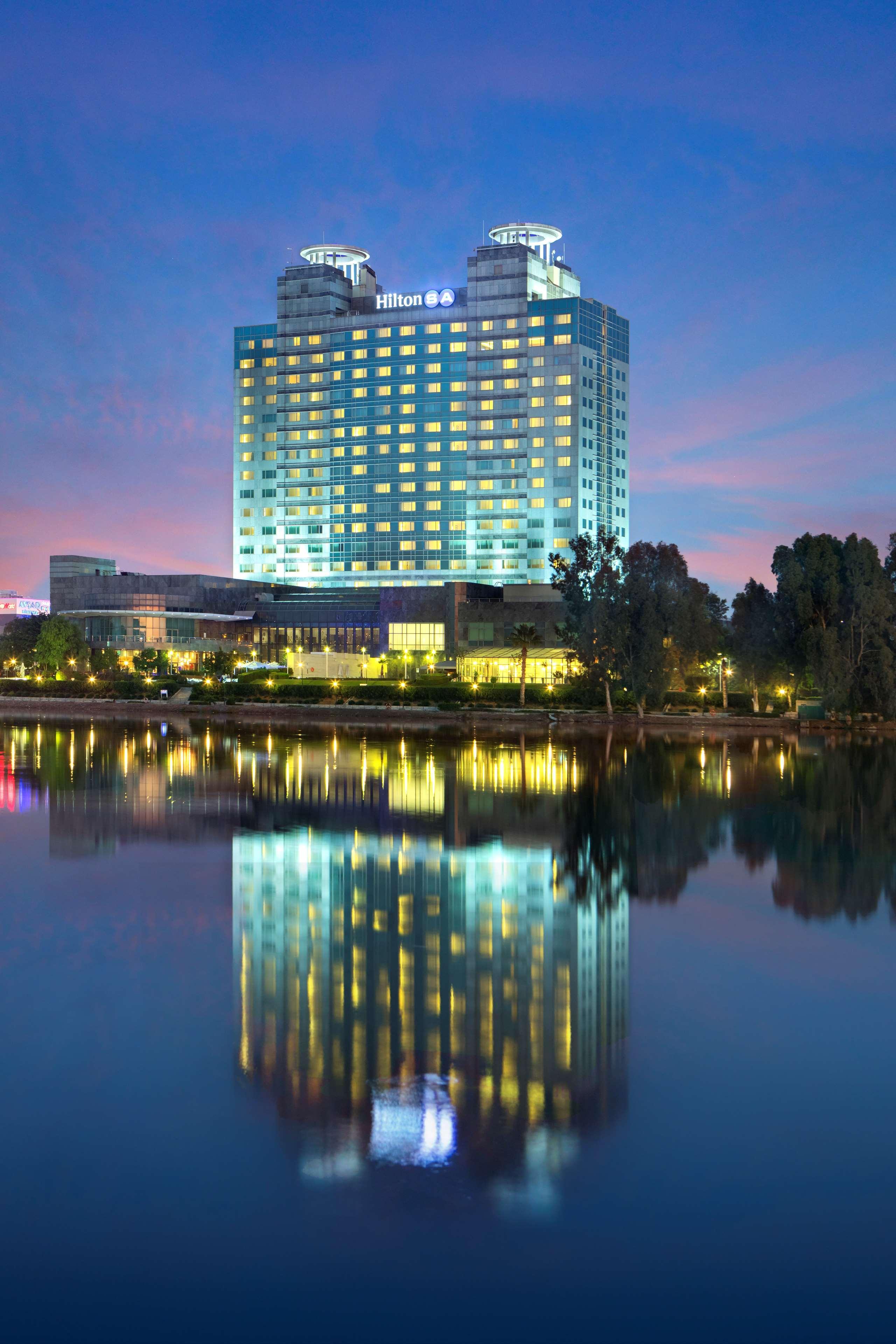 Adana Hiltonsa Hotel Exteriér fotografie